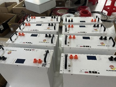 Rack mounted lithium battery