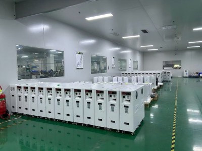 100 floor mounted batteries shipped